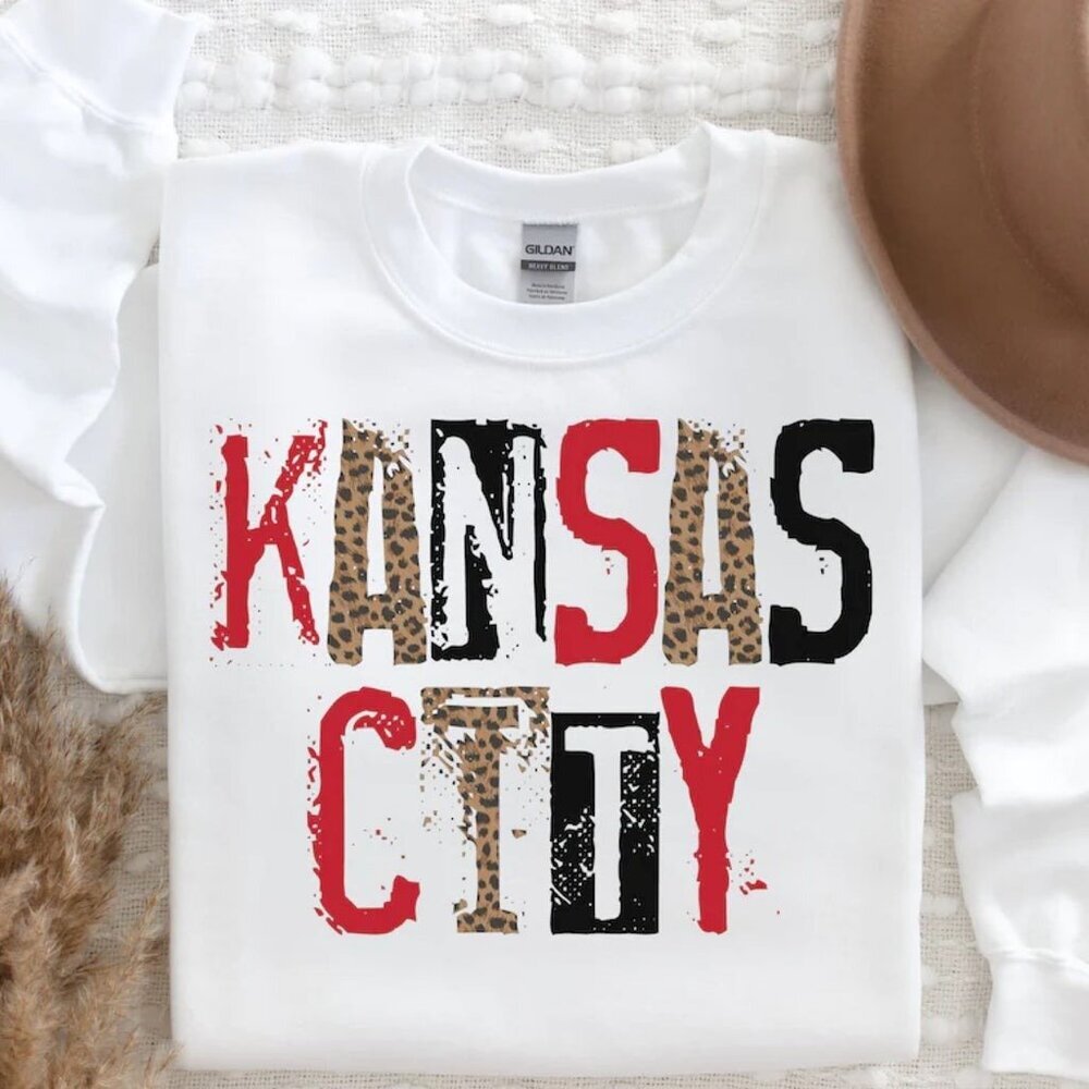 Kansas City Chiefs NFL Football Crewneck Sweatshirt Retro Fan Apparel 79